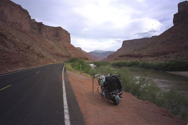 ColoradoRiverCruiser