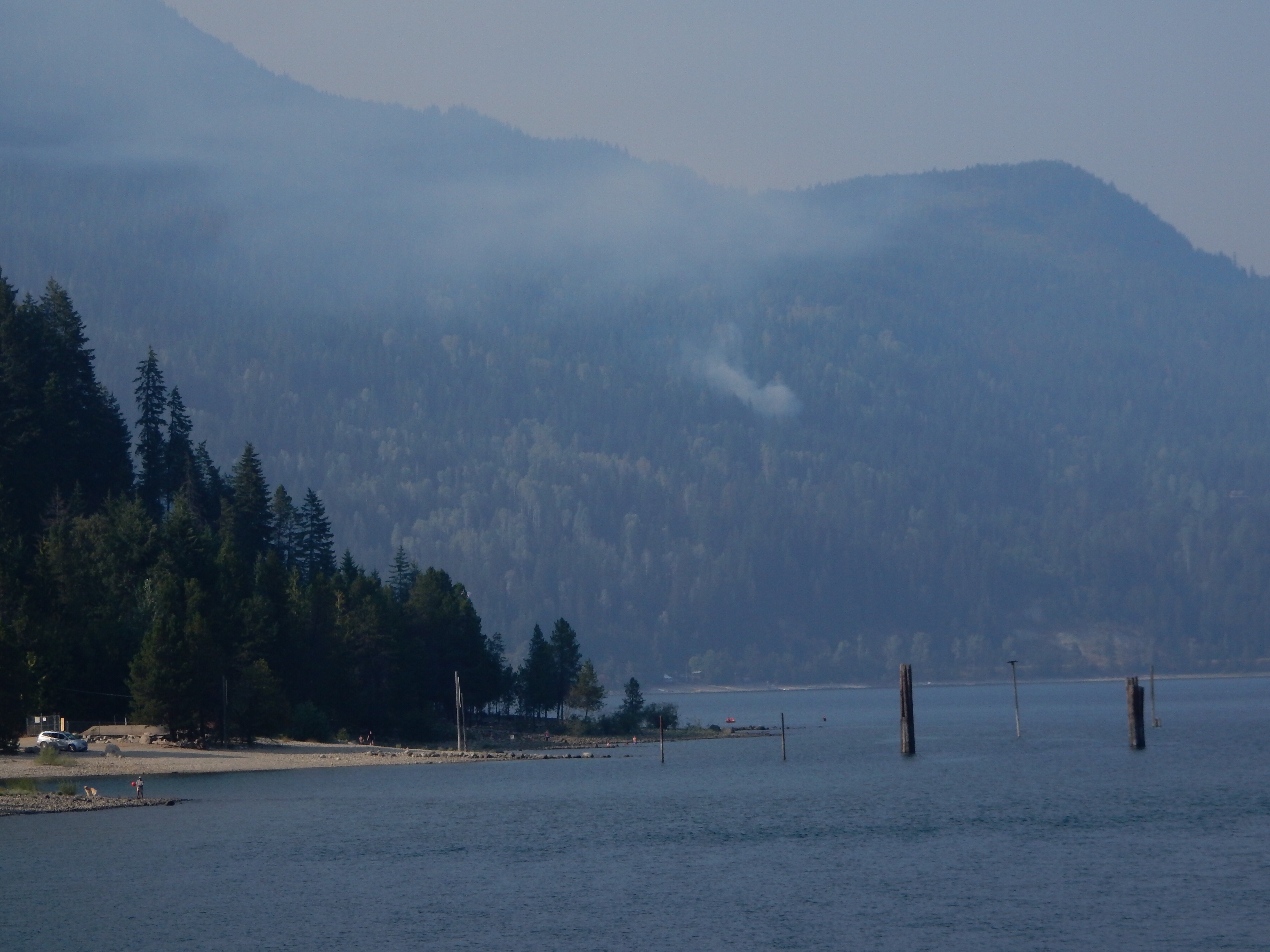 This fire started north of Balfour while I was waiting for the ferry.
