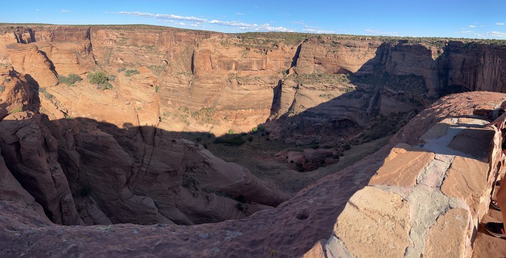 A panoramic view from the Sliding House overlook at Canyon De Chelly.