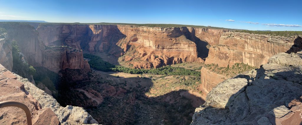 A panoramic view from the Face Rock overlook at Canyon De Chelly.