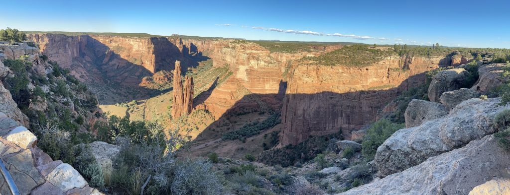 A view of Spider Rock at Canyon De Chelly.
